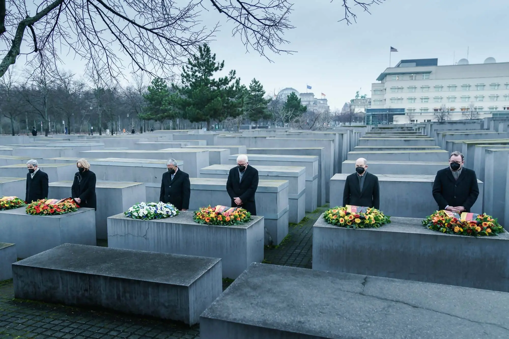 Kranzniederlegung am Denkmal für die ermordeten Juden Europas