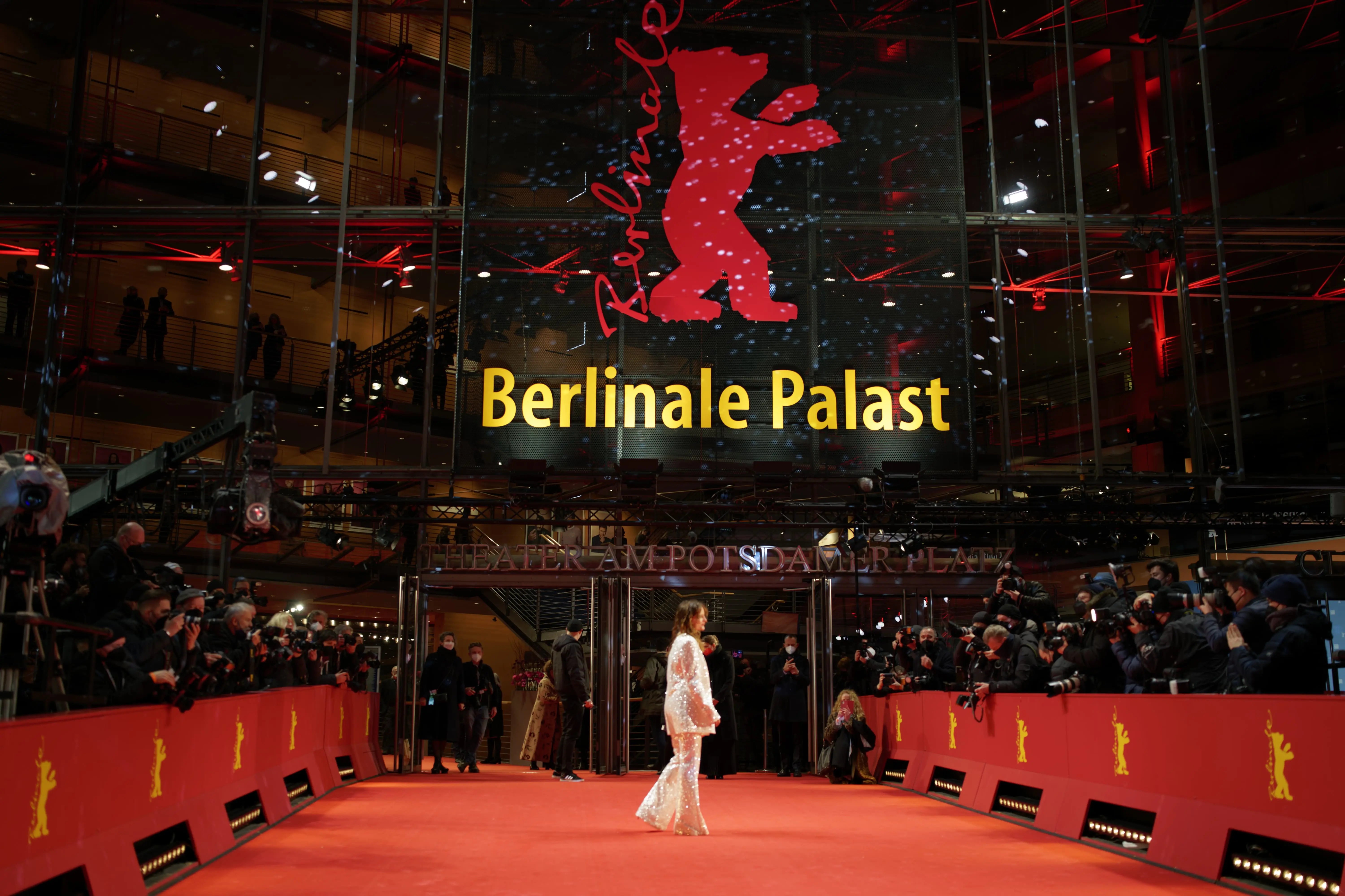 Roter Teppich auf der Berlinale 2022